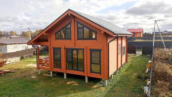 Дом из клееного бруса 130х160мм 7х9м Дом из клееного бруса 130х160мм 7х9м